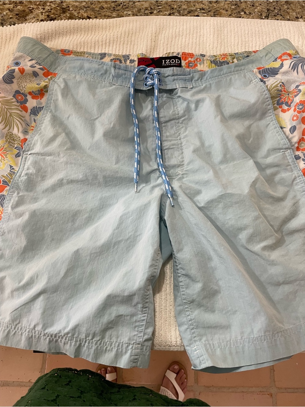 IZOD Men's XXL Blue Swim Shorts with tropical print on sides and back pocket